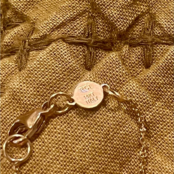 NWOT 14k rose gold and Diamond half moon pendant (.1ctw)
